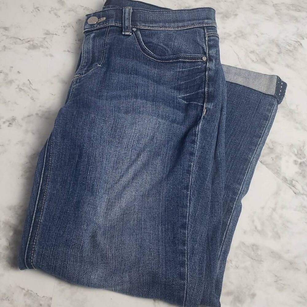 White House Black Market Noir Slim Crop Jeans Size 6 - Picture 3 of 15